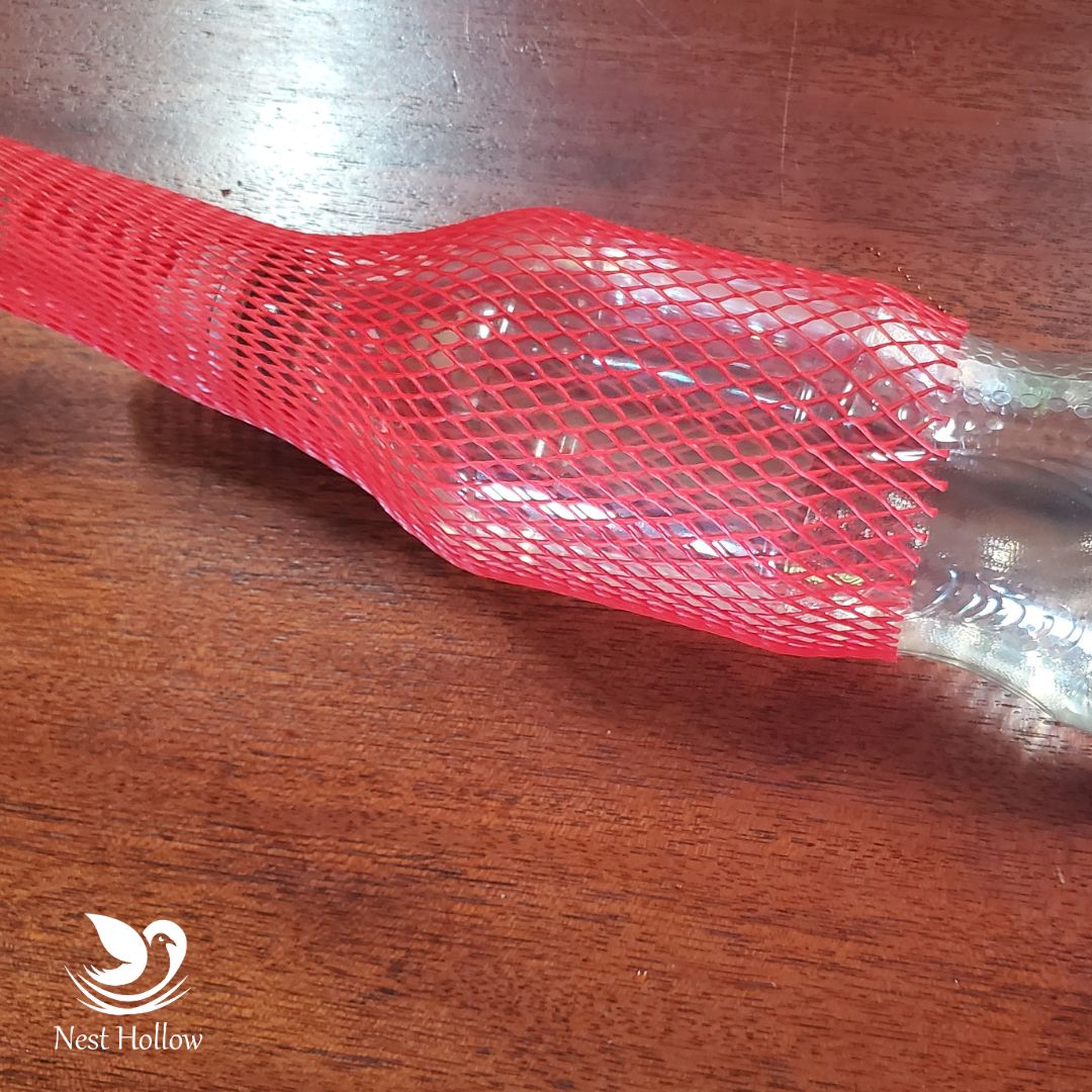 Easy Swap Hummingbird Feeder (x2)+ Ant Moat (x1) Bundle image 10