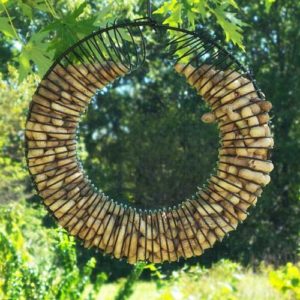 Peanut wreath bird feeder ideal for blue jays, titmice and woodpeckers
